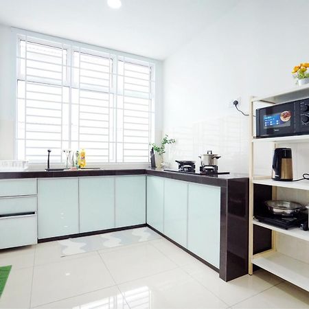 Villa Desaru Ktv Mickey Theme By Joyfully 29M6 à Bandar Penawar Extérieur photo